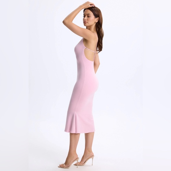 LOIS
Plunge Open-Back Midaxi Dress in Blush Pink - Picture 3 of 3